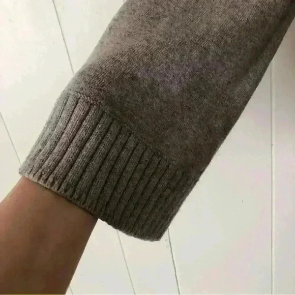 Ann Taylor Hooded Wool Blend Sweater Size S - Picture 4 of 8